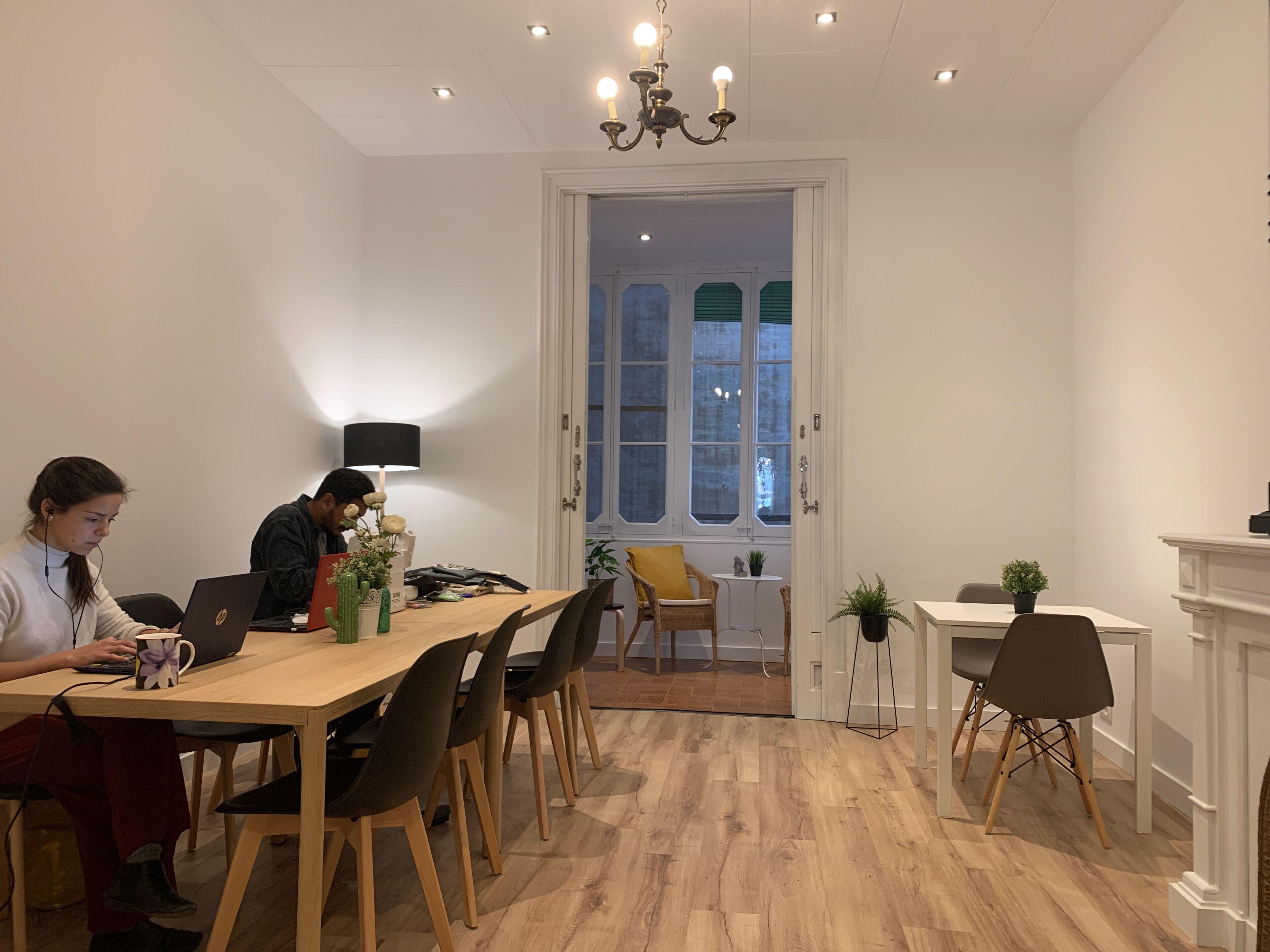 Coimpact Coliving - Hostel - Barcelona — Fotos 2